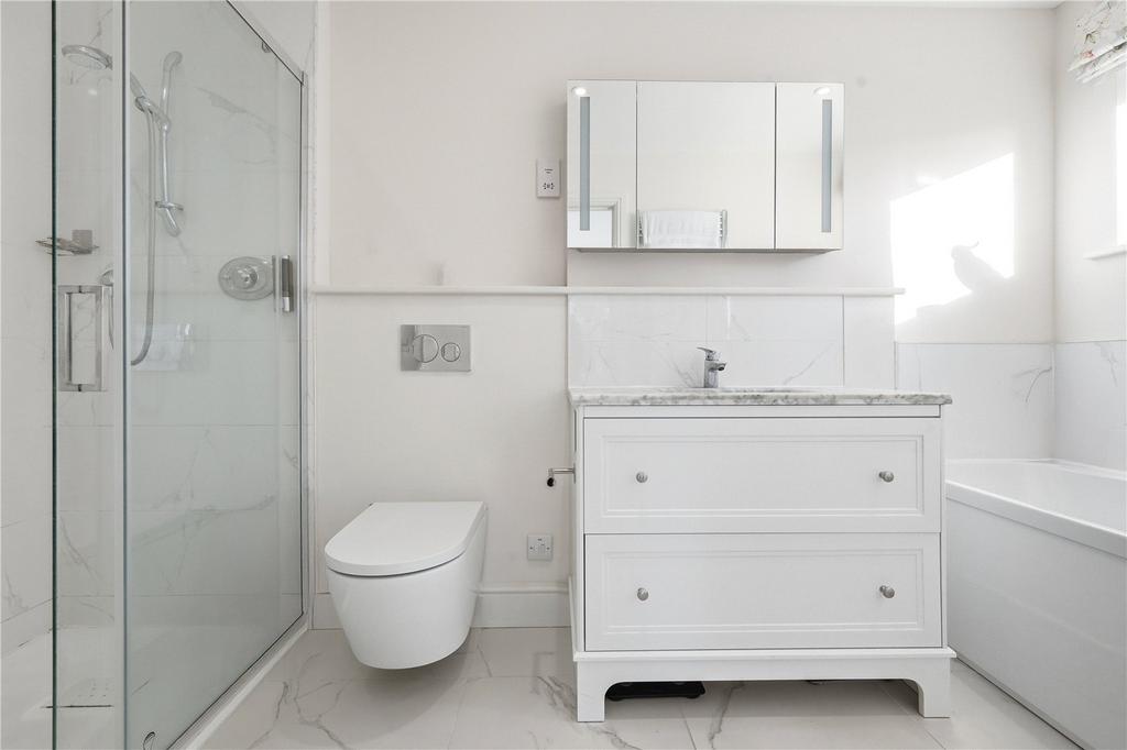 Ensuite
