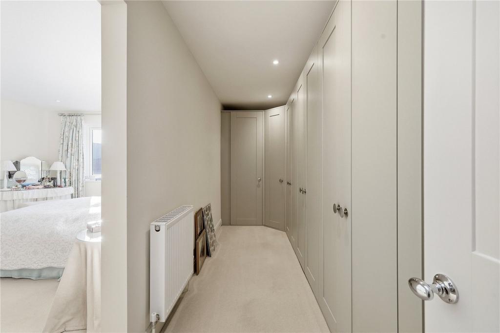 Walk In Wardrobe