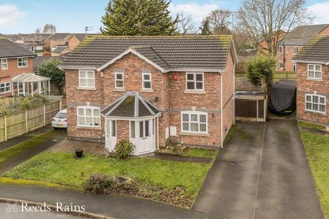Broxton Avenue, Cheshire CW10
