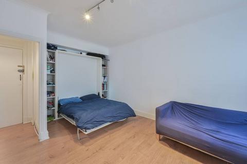 Studio to rent, Sloane Avenue, Chelsea, London, SW3
