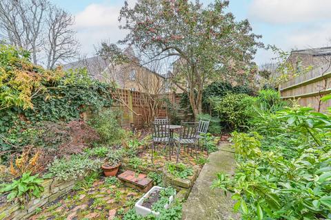 3 bedroom terraced house for sale, Medwin Street, Clapham North, London, SW4