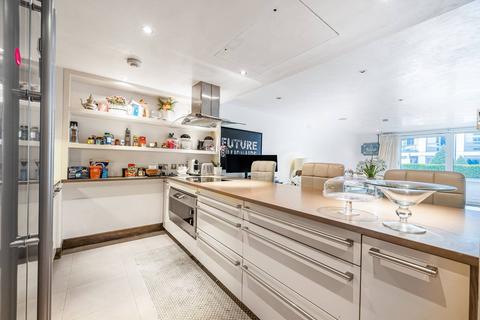2 bedroom flat for sale, Dolphin House, Imperial Wharf, Imperial Wharf, London, SW6