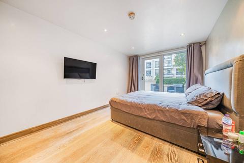 2 bedroom flat for sale, Dolphin House, Imperial Wharf, Imperial Wharf, London, SW6