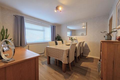 4 bedroom semi-detached house for sale, Conies Road, Halstead, CO9