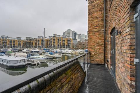 undefined, Mews Street, St Katharine Docks, London, E1W