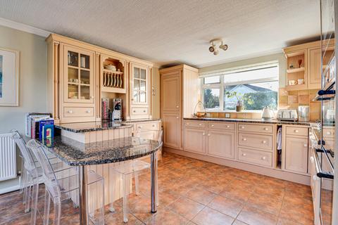 4 bedroom detached house for sale, Burston Drive, Park Street, St. Albans, AL2