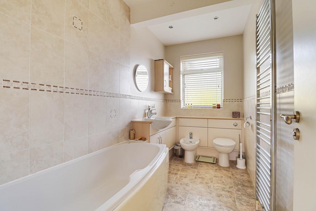 Ground Floor Bathroom