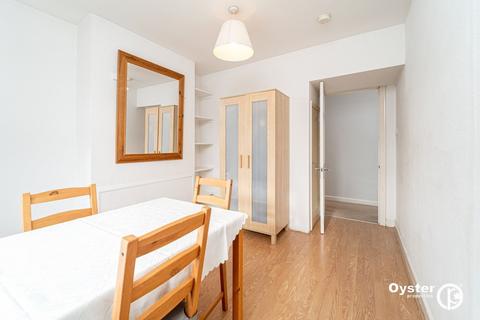 2 bedroom maisonette to rent, Brunswick Park Road, London, N11