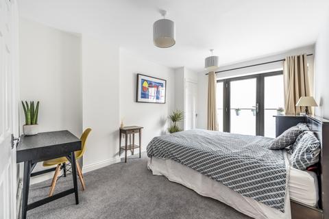 2 bedroom flat to rent, Brookbank Road, Lewisham, London, SE13
