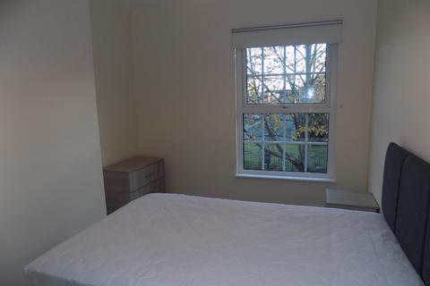 1 bedroom in a house share to rent, Albert Road, Tamworth, B79