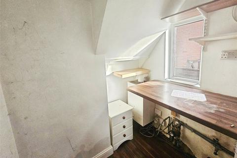 3 bedroom end of terrace house for sale, Old Lane, Greater Manchester BL9