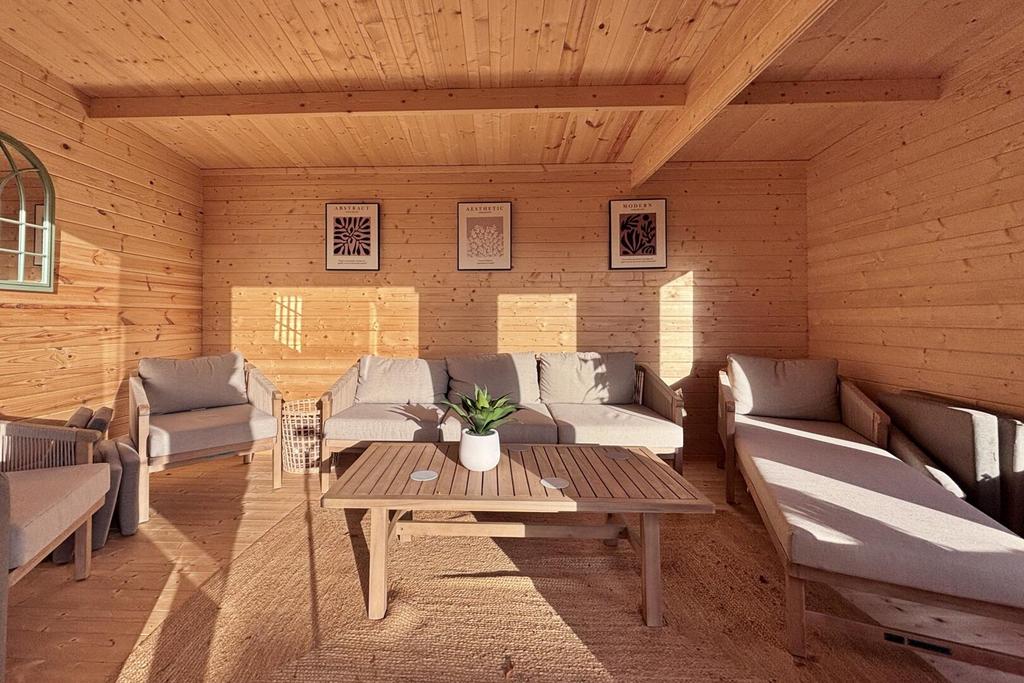 Summer House