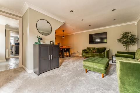 5 bedroom detached house for sale, Barry Gardens, Broadstone BH18