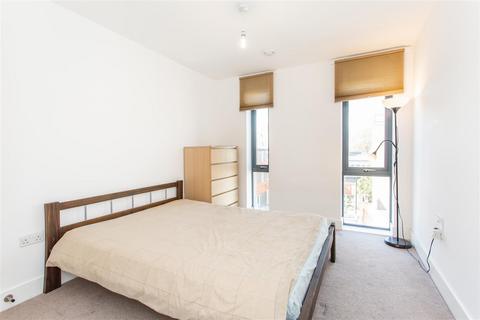 3 bedroom flat to rent, Santa Maria Court, Stepney Green, 133 Duckett Street, London