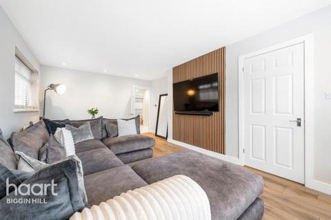 3 bedroom detached bungalow for sale, Kings Road, Biggin Hill