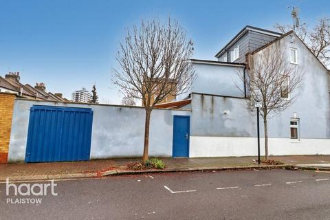 4 bedroom end of terrace house for sale, Florence Road Plaistow, London