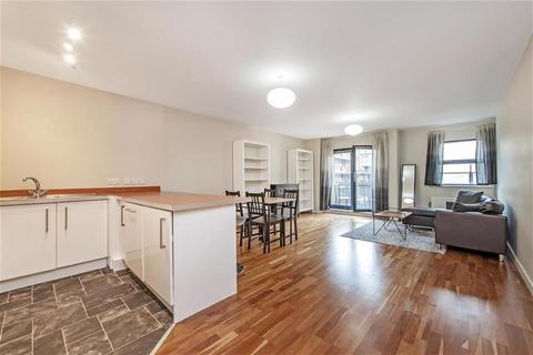 2 bedroom flat to rent, Quaker Street, Shoreditch, E1