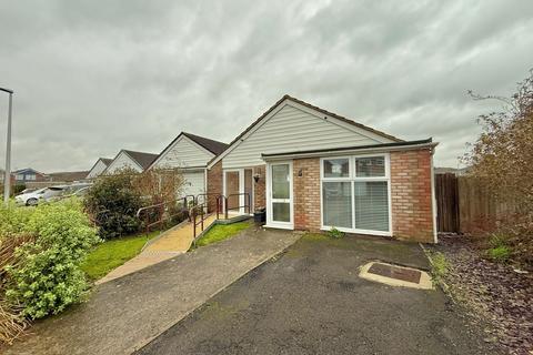 2 bedroom bungalow to rent, Kestrel Drive, Weston-super-Mare, North Somerset