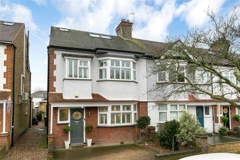 Somerton Avenue, Richmond, TW9