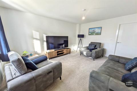 3 bedroom semi-detached house for sale, Gatekeeper Drive, Holmer, Hereford, HR4