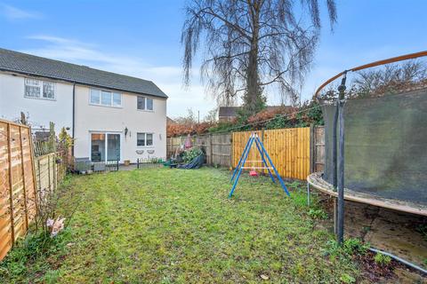 undefined, Thirlmere Gardens, Bedford MK45