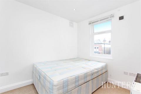 1 bedroom apartment to rent, Knatchbull Road, London, SE5 9QY