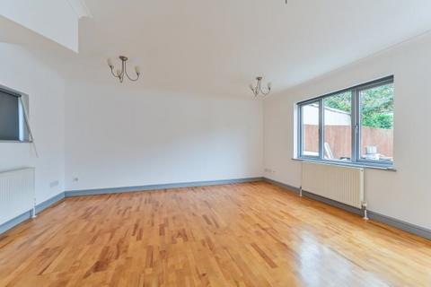 undefined, Kerfield Place, London, SE5