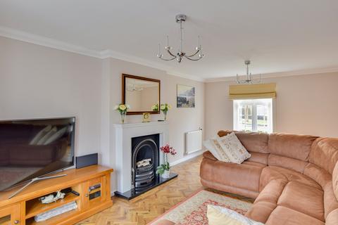 4 bedroom detached house for sale, Burgattes Road, Little Canfield