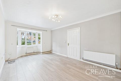 3 bedroom townhouse for sale, Linden Place, Mapperley Plains, Nottingham