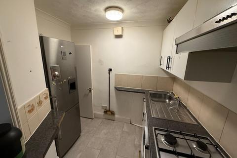 1 bedroom terraced house to rent, Valentines Road, Ilford, Essex, IG1
