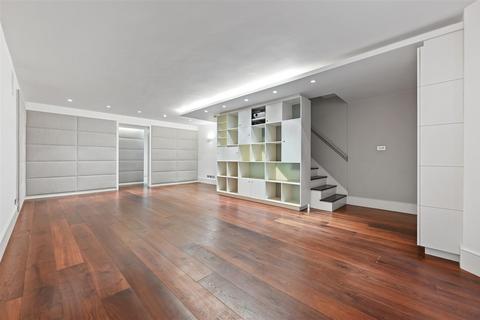 6 bedroom terraced house to rent, Rowan Road, London, W6