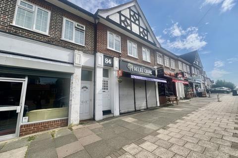 2 bedroom apartment to rent - Cannon Lane, Pinner HA5