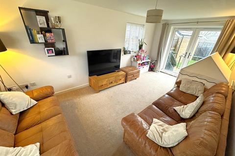 3 bedroom detached house for sale, Airfield Way, Corby NN17