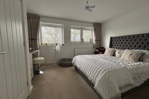 2 bedroom semi-detached house for sale, Drumlin Drive, Creeting St. Mary