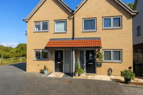 2 bedroom semi-detached house for sale, Drumlin Drive, Creeting St. Mary