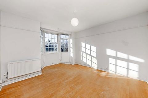 3 bedroom flat to rent, Aspen Gardens, London W6