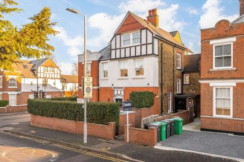 1 bedroom bungalow for sale, Cranes Park, Surbiton KT5