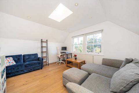1 bedroom bungalow for sale, Cranes Park, Surbiton KT5