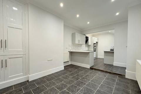 undefined, Lea Road, Gainsborough