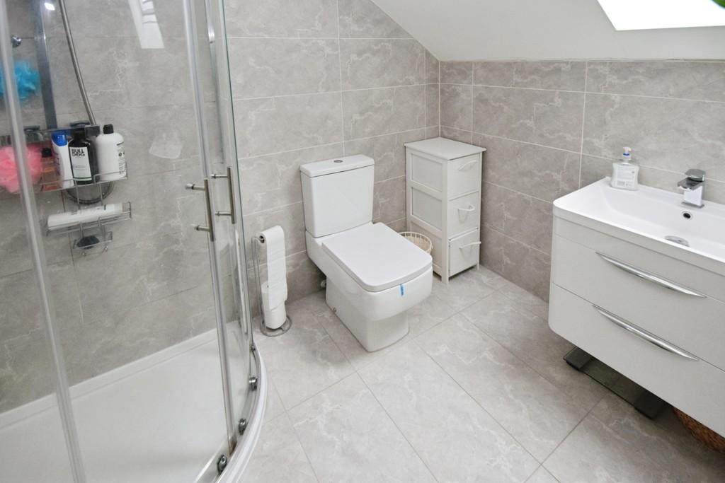 2d47ba90-Ensuite