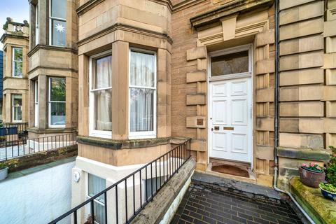 3 bedroom apartment to rent, Newbattle Terrace, Edinburgh EH10