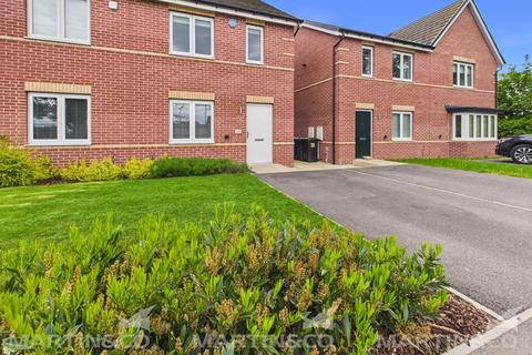 3 bedroom semi-detached house for sale, Shield Close , Hatfield