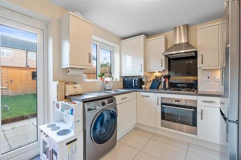 3 bedroom terraced house for sale, Greyhound Road, Coventry