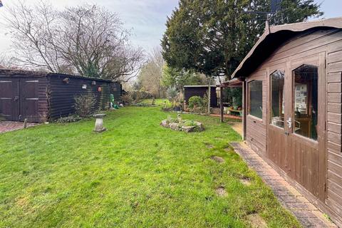 undefined, Salisbury Road, Alresford