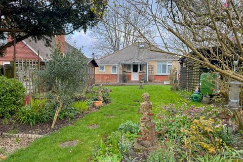 undefined, Salisbury Road, Alresford