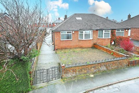 2 bedroom semi-detached bungalow for sale, St. Johns Way, Harrogate, HG1