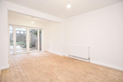 2 bedroom semi-detached bungalow for sale, St. Johns Way, Harrogate, HG1
