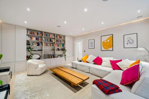 3 bedroom flat to rent, Queens Road, Richmond, TW10