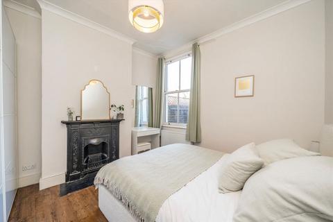undefined, Byton Road, London SW17