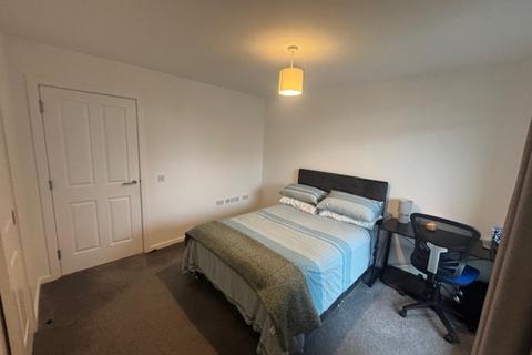 1 bedroom apartment to rent, St. Johns Quadrant, Pollokshields